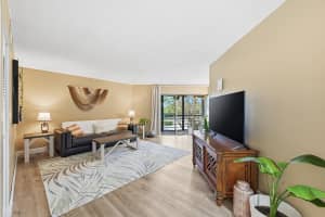 6755 Broward Boulevard, Plantation, FL 33317 - MLS#B26004082