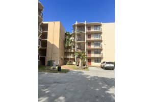 3500 Blue Lake Drive, Pompano Beach, FL 33064 - MLS#B26004094