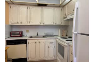 115 E Camden E E, West Palm Beach, FL 33417, West Palm Beach, FL 33417 - MLS#B26004101