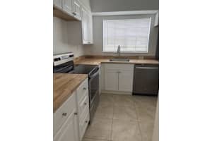 800 Cypress Park Way, Pompano Beach, FL 33064 - MLS#B26004119