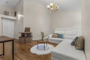 12 V�a De Casas Sur Apt 203, Boynton Beach, FL 33426, Boynton Beach, FL 33426 - MLS#B26004128