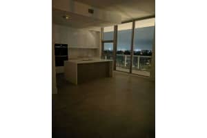 220 Lake Shore Drive, West Palm Beach, FL 33403 - MLS#B26004174