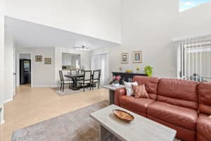 218 W Canterbury Dr W W, Palm Beach Gardens, FL 33418, Palm Beach Gardens, FL 33418 - MLS#B26004193