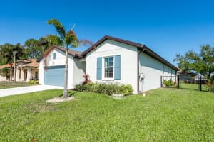 226 Milburn Circle, Port Saint Lucie, FL 34953 - MLS#B26004198