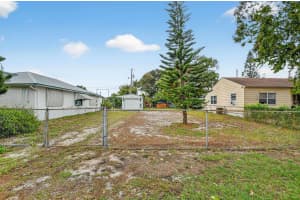 624 58th Street, West Palm Beach, FL 33407 - MLS#B26004234