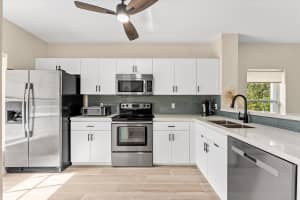 238 122nd Terrace, Pembroke Pines, FL 33025 - MLS#B26004250