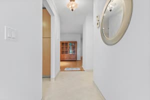 103 Lake Anne Drive, West Palm Beach, FL 33411 - MLS#B26004290