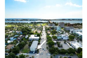 220 Lucerne Avenue, Lake Worth Beach, FL 33460 - MLS#B26004291