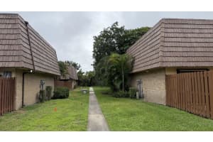 882 Springdale Circle 88-b, Palm Springs, Fl 33461, Palm Springs