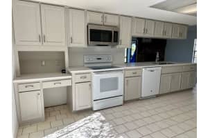 5637 Decatur Drive, New Port Richey, FL 34652 - MLS#B26004322