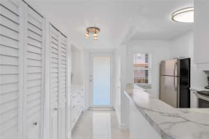 2841 Somerset Drive, Lauderdale Lakes, FL 33311 - MLS#B26004333