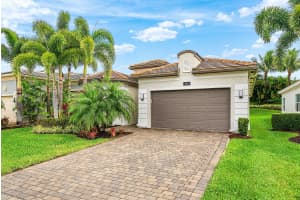 12614 Crested Butte Avenue, Boynton Beach, FL 33437 - MLS#B26004403