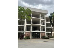 2900 Palm Aire Dr 406, Pompano Beach, FL 33069, Pompano Beach, FL 33069 - MLS#B26004405