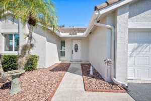 15541 Dover Court, Davie, FL 33331 - MLS#B26004422