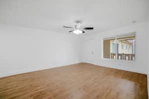 2800 39th Way, Lauderdale Lakes, FL 33311 - MLS#B26004437