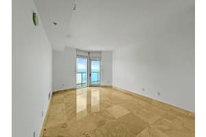 1900 Bayshore Drive, Miami, FL 33132 - MLS#B26004464