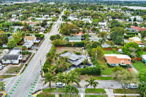 6311 Lake Avenue, West Palm Beach, FL 33405 - MLS#B26004523