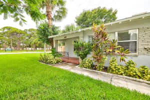 127 10th Street, Fort Pierce, FL 34950 - MLS#B26004526