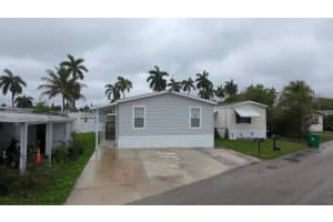8516 17th Court, Davie, FL 33324 - MLS#B26004544