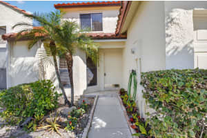 10253 Riverbend Terrace, Boca Raton, FL 33498 - MLS#B26004550