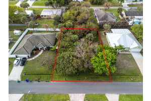 857 Beard Avenue, Sebastian, FL 32958 - MLS#B26004559