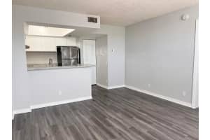 718 Executive Center Drive, West Palm Beach, FL 33401 - MLS#B26004595