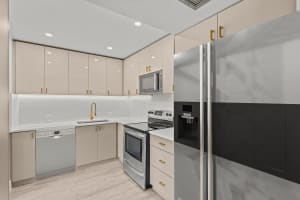 204 Mansfield E 204, Boca Raton, FL 33434, Boca Raton, FL 33434 - MLS#B26004609