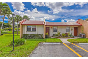 342 Lake Evelyn Drive, West Palm Beach, FL 33411 - MLS#B26004628