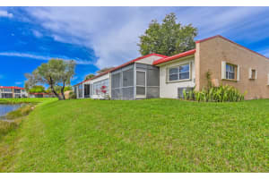 342 Lake Evelyn Drive, West Palm Beach, FL 33411 - MLS#B26004628