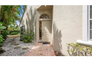 4681 Carlton Golf Drive, Lake Worth, FL 33449 - MLS#B26004629