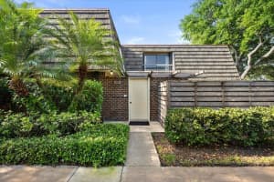 522 5th Terrace, Palm Beach Gardens, FL 33418 - MLS#B26004630