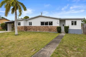 737 Ilex Drive, West Palm Beach, FL 33403 - MLS#B26004632