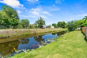 3187 Buccaneer Road, Lake Worth, FL 33462 - MLS#B26004718