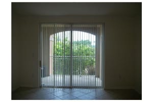 6410 Emerald Dunes Drive, West Palm Beach, FL 33411 - MLS#B26004773