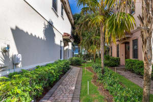 5931 56th Place, Tamarac, FL 33319 - MLS#B26004838