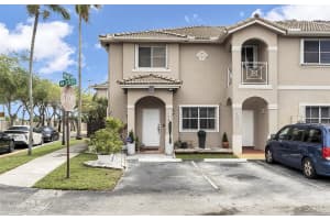 16637 73rd Place, Miami Lakes, FL 33014 - MLS#B26004853