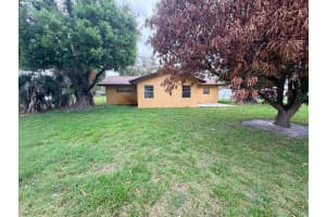 2207 Avenue O, Fort Pierce, FL 34950, Fort Pierce, FL 34950 - MLS#B26004885