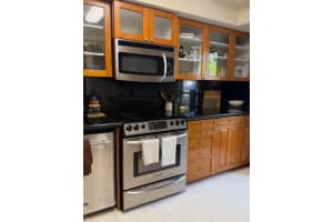 1700 Presidential Way, West Palm Beach, FL 33401 - MLS#B26004897