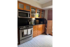 1700 Presidential Way, West Palm Beach, FL 33401 - MLS#B26004897