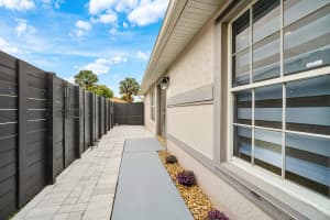 5713 Boynton Bay Circle, Boynton Beach, FL 33437 - MLS#B26004900