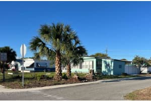 5440 Pineland Avenue, Port Orange, FL 32127 - MLS#B26004936