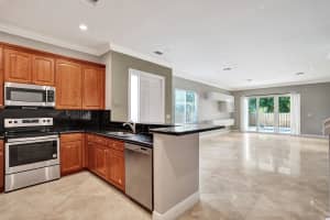 850 11th Court, Fort Lauderdale, FL 33315 - MLS#B26004937