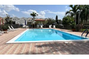 1441 122nd Terrace, Pembroke Pines, FL 33026 - MLS#B26004948