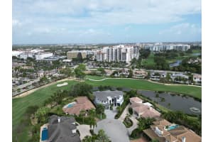 117 Thatch Palm Cove, Boca Raton, FL 33432 - MLS#B26004949