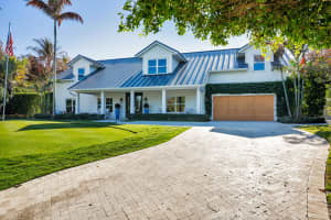 8389 Woodcrest Place, Hobe Sound, FL 33455 - MLS#B26004954