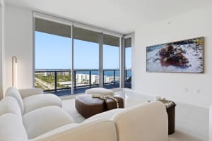 220 Lake Shore Drive, Lake Park, FL 33403 - MLS#B26004960