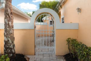 1100 Lytham Court, West Palm Beach, FL 33411 - MLS#B26004961