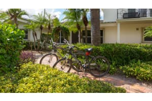 2003 Bay Drive, Pompano Beach, FL 33062 - MLS#B26004993