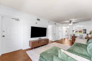 3490 Briar Bay Boulevard, West Palm Beach, FL 33411 - MLS#B26005021