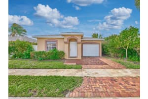 556 Ridge Cir Circle, Boynton Beach, FL 33435 - MLS#B26005032
